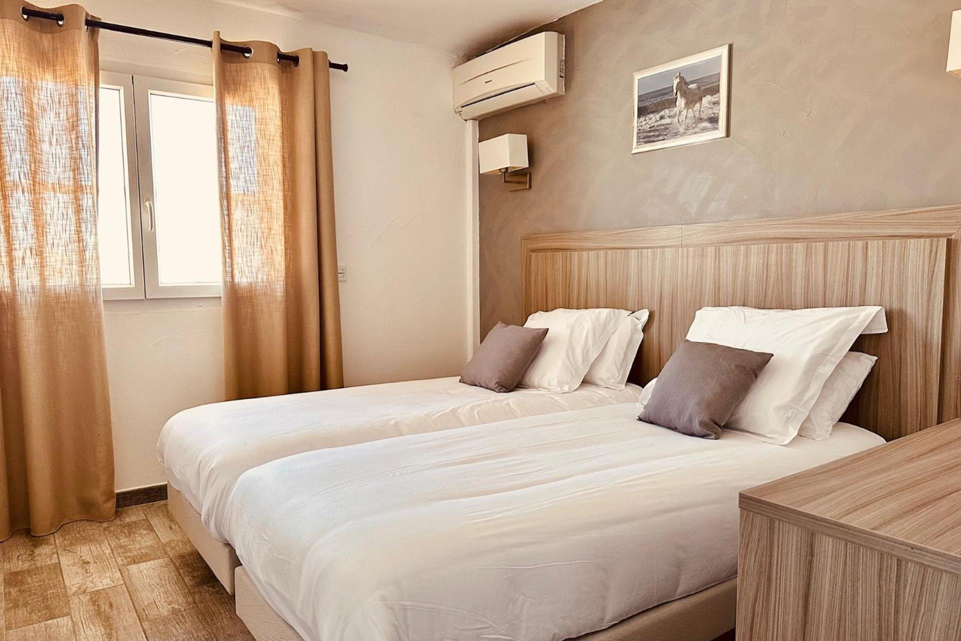 Hotel Les Palmiers En Camargue Saintes-Maries-de-la-Mer Dış mekan fotoğraf